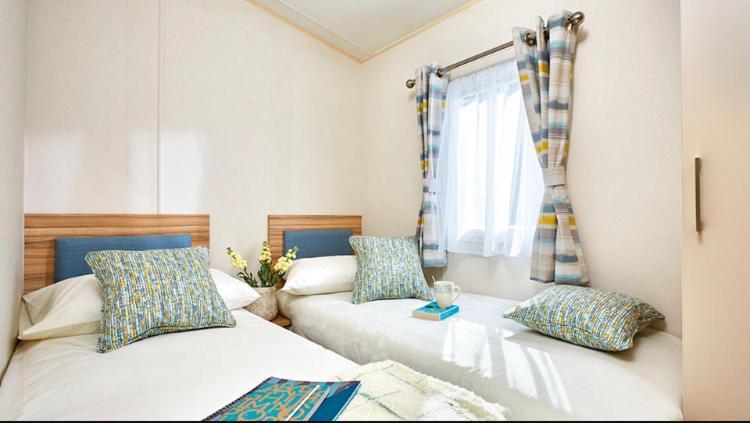Ajl Caravan Rentals Turnberry Bagian luar foto